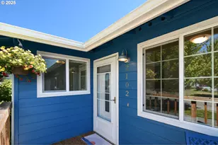 2102 35th Ave, Longview, WA 98632 - Photo 3