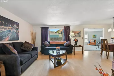 2102 35th Ave, Longview, WA 98632 - Photo 5