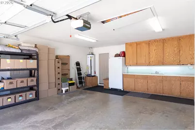 535 SE Parkway Dr, Winston, OR 97496 - Photo 41