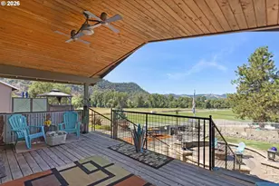 535 SE Parkway Dr, Winston, OR 97496 - Photo 29