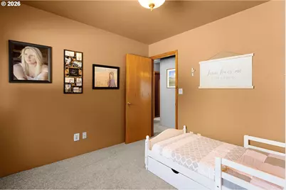 535 SE Parkway Dr, Winston, OR 97496 - Photo 23