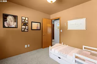 535 SE Parkway Dr, Winston, OR 97496 - Photo 23