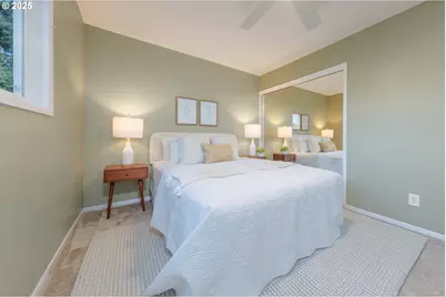 5005 SW Mitchell St #3, Portland, OR 97221 - Photo 13