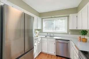 5005 SW Mitchell St, Portland, OR 97221 - Photo 3