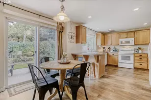 21880 Palisade Pl, Fairview, OR 97024 - Photo 11