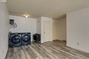 24011 NE Treehill Dr, Wood Village, OR 97060 - Photo 5