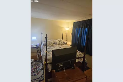 1800 Lakewood Ct, Eugene, OR 97402 - Photo 5