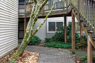 14828 SW 109th Ave, Portland, OR 97224 - Photo 5
