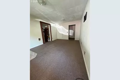 10784 Highway 126, Mapleton, OR 97453 - Photo 3