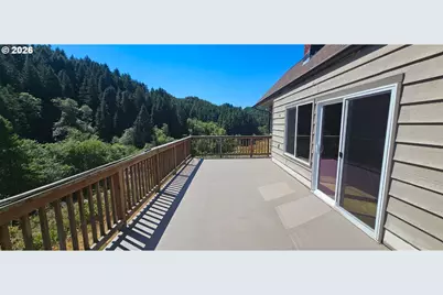 604 Thorton Oar Ln, Reedsport, OR 97467 - Photo 7