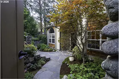 1071 Wildwood Way, Ashland, OR 97520 - Photo 1
