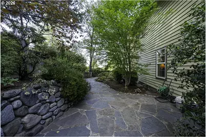 1071 Wildwood Way, Ashland, OR 97520 - Photo 3