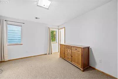 240 E Fourth Ave, Sutherlin, OR 97479 - Photo 13