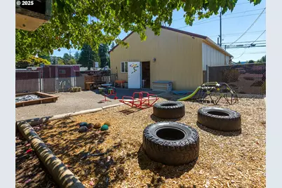 2213 E St, Washougal, WA 98671 - Photo 21