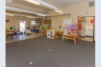 2213 E St, Washougal, WA 98671 - Photo 9