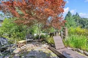 1033 NW Eloise Ln, Portland, OR 97229 - Photo 43