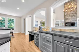 1033 NW Eloise Ln, Portland, OR 97229 - Photo 21