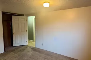 1323 Hawthorne St, Sweet Home, OR 97386 - Photo 5