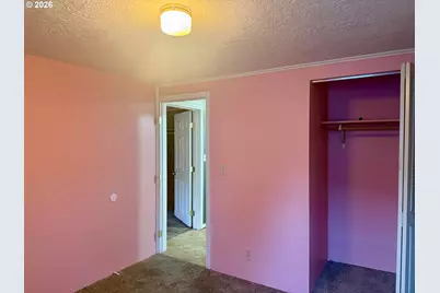 1323 Hawthorne St, Sweet Home, OR 97386 - Photo 7