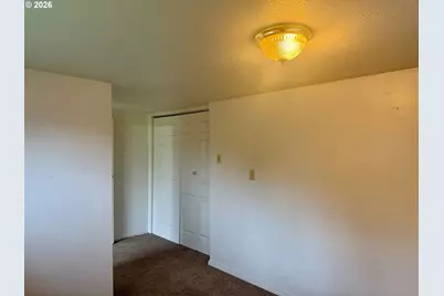 1323 Hawthorne St, Sweet Home, OR 97386 - Photo 9