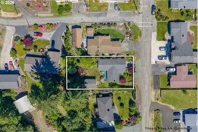 1707 View St, Myrtle Point, OR 97458 - Photo 7