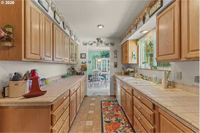 1707 View St, Myrtle Point, OR 97458 - Photo 21