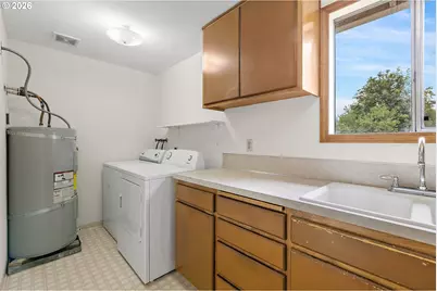 717 Main St, Lyons, OR 97358 - Photo 11