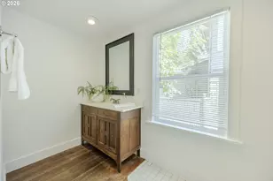 1629 E 24th Ave, Eugene, OR 97403 - Photo 23