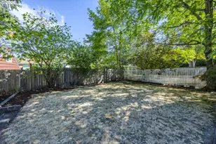 1629 E 24th Ave, Eugene, OR 97403 - Photo 43