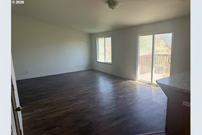 1300 SW 10th Ct, Pendleton, OR 97801 - Photo 7