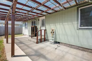 5340 Golden Eagle Dr, Eugene, OR 97402 - Photo 29