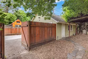 2243 SE Ladd Ave, Portland, OR 97214 - Photo 41