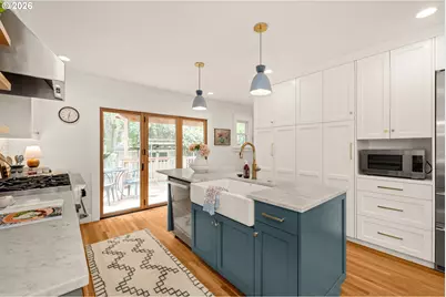 2243 SE Ladd Ave, Portland, OR 97214 - Photo 9