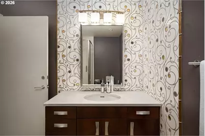 836 S Curry St #102, Portland, OR 97239 - Photo 39