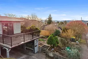 1864 4th St, Astoria, OR 97103 - Photo 25