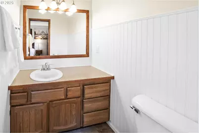 1864 4th St, Astoria, OR 97103 - Photo 13