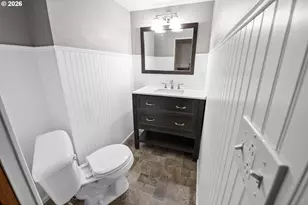 1864 4th St, Astoria, OR 97103 - Photo 21