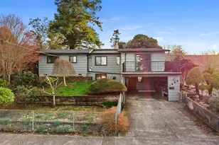 1864 4th St, Astoria, OR 97103 - Photo 1