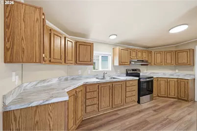 4475 Franklin Blvd #9, Eugene, OR 97403 - Photo 3