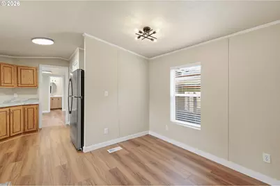 4475 Franklin Blvd #9, Eugene, OR 97403 - Photo 5