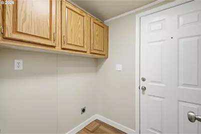 4475 Franklin Blvd #9, Eugene, OR 97403 - Photo 17