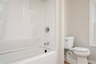 12106 SE Market St, Portland, OR 97216 - Photo 13