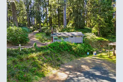 83553 Jensen Ln, Florence, OR 97439 - Photo 17