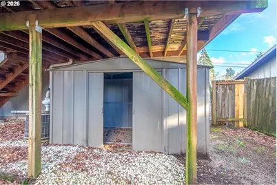 35 SE 90th Ave, Portland, OR 97216 - Photo 25