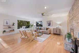 32570 Glen View Ln, Scappoose, OR 97056 - Photo 5