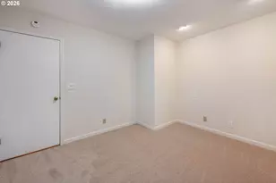 32570 Glen View Ln, Scappoose, OR 97056 - Photo 17