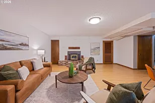 32570 Glen View Ln, Scappoose, OR 97056 - Photo 21