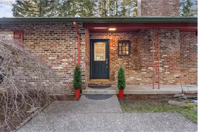 32570 Glen View Ln, Scappoose, OR 97056 - Photo 3