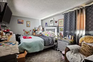 9630 SE Foster Rd, Portland, OR 97266 - Photo 9