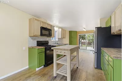 2638 SE 118th Ave, Portland, OR 97266 - Photo 7